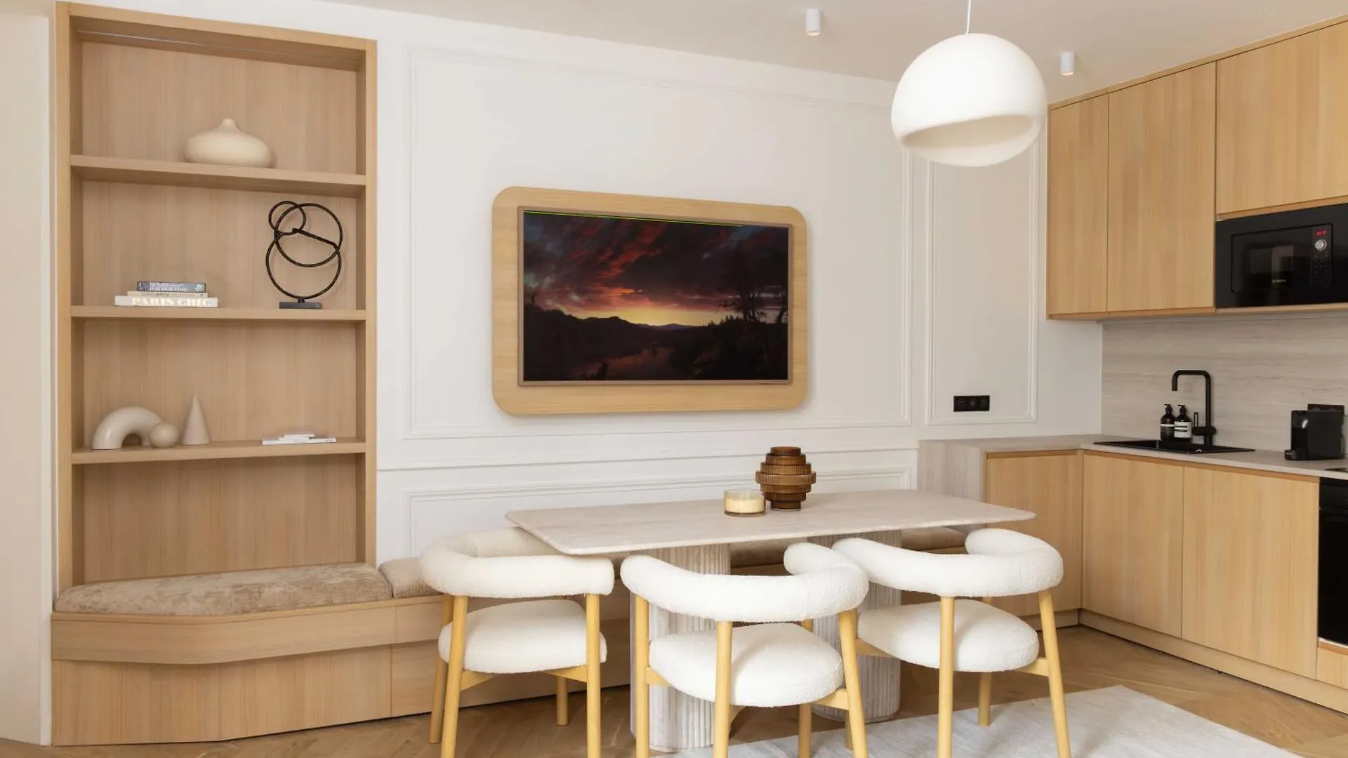Splendid Apartment - 2Br-6P - Near Palais Royal Paris 0*,  Frankrike